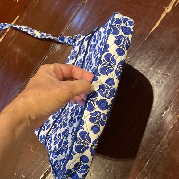 NWOT Vera Bradley Crossbody (Discolored Strap) - Picture 14 of 16